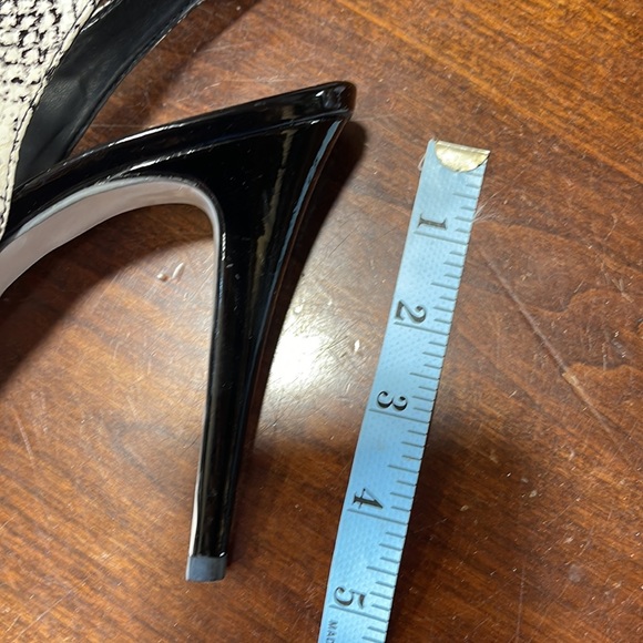 Bebe Zahara, black & white snake, open toe sling back platform stilettos, size 8 - Picture 9 of 11